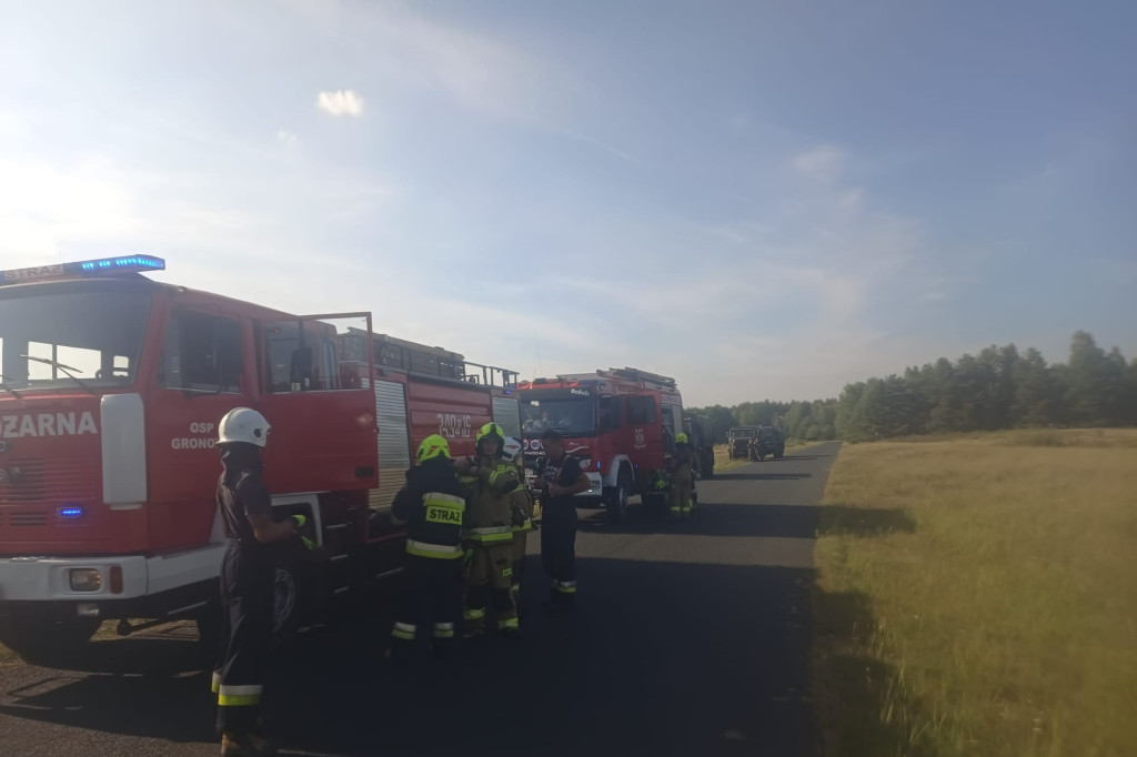 Pożar lasu przy poligonie wojskowym