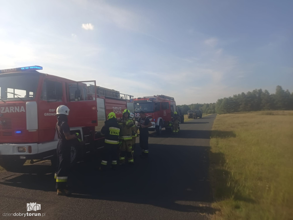 Pożar lasu przy poligonie wojskowym