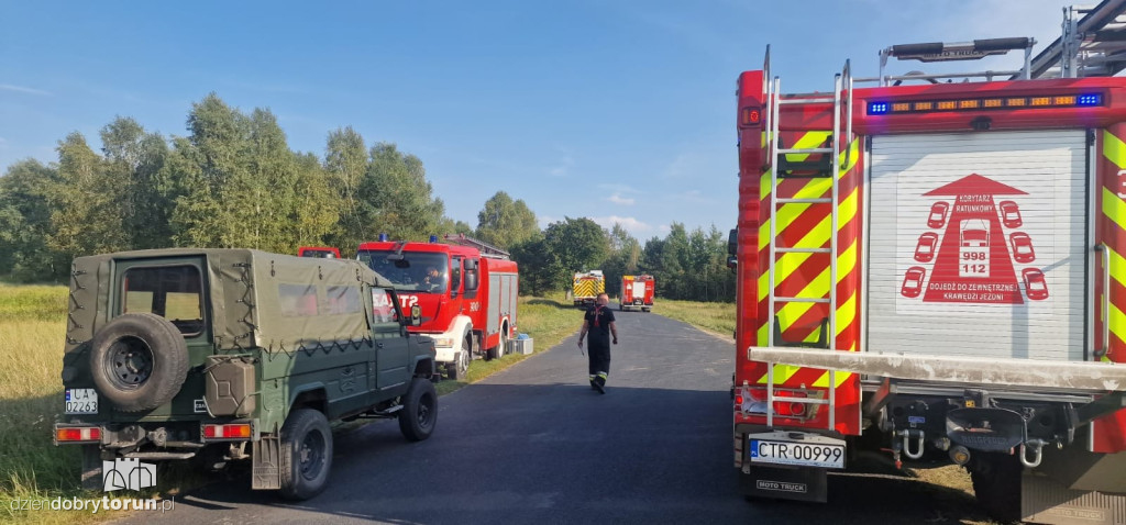 Pożar lasu przy poligonie wojskowym