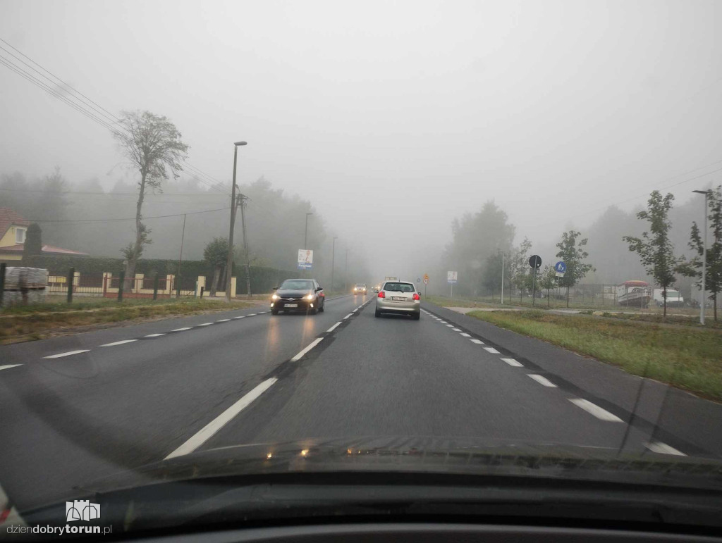 Ogromna mgła w Toruniu i w okolicy