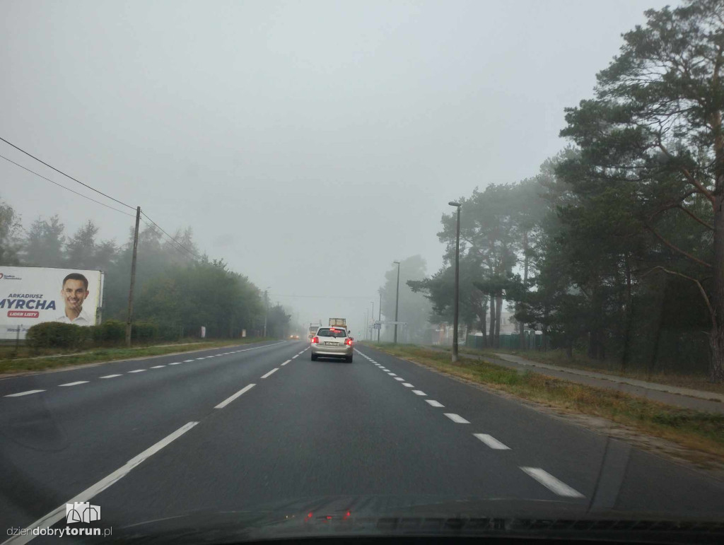 Ogromna mgła w Toruniu i w okolicy