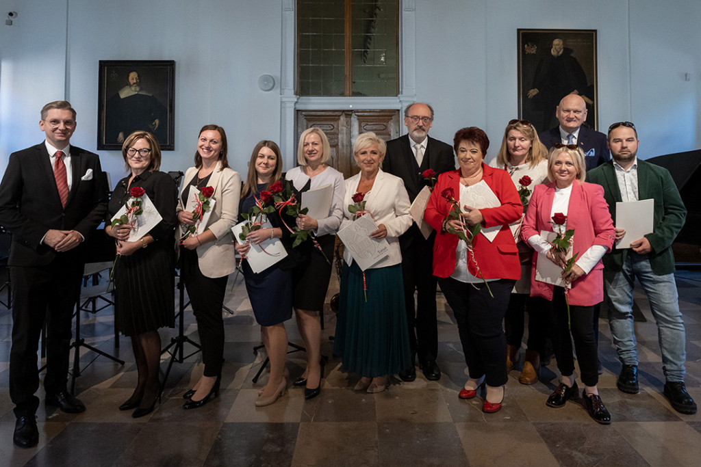 Święto Edukacji Narodowej, odznaczenia nauczycieli