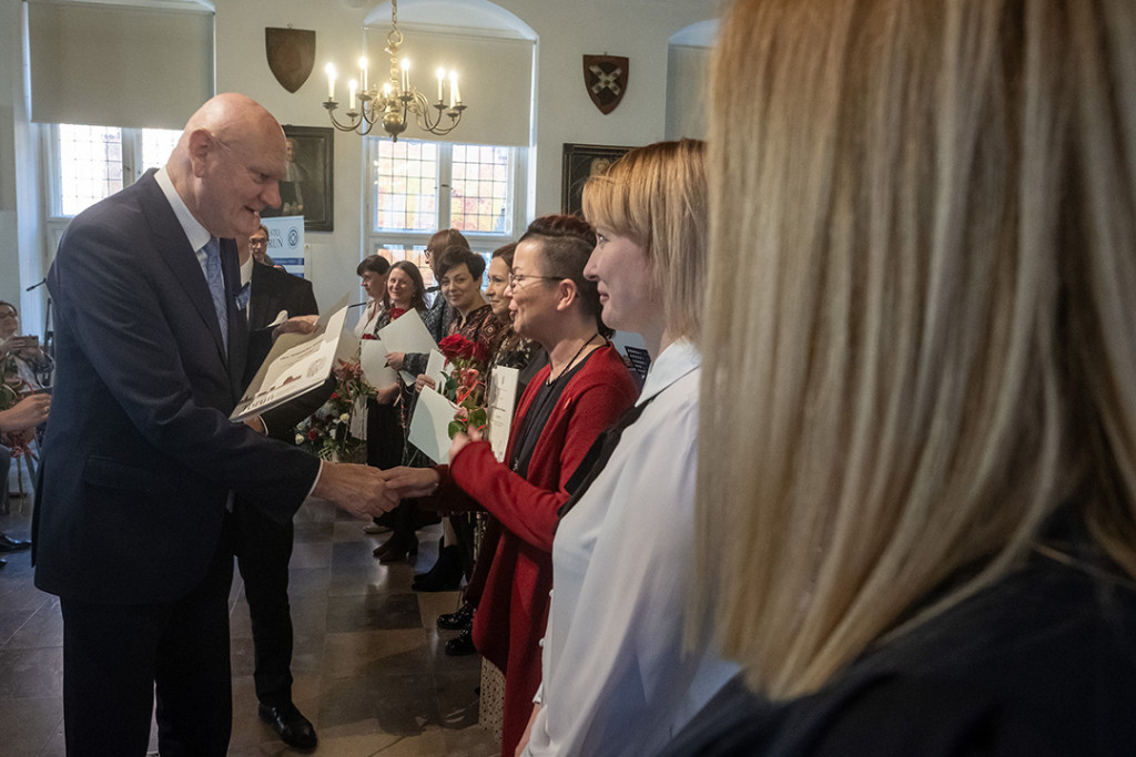 Święto Edukacji Narodowej, odznaczenia nauczycieli