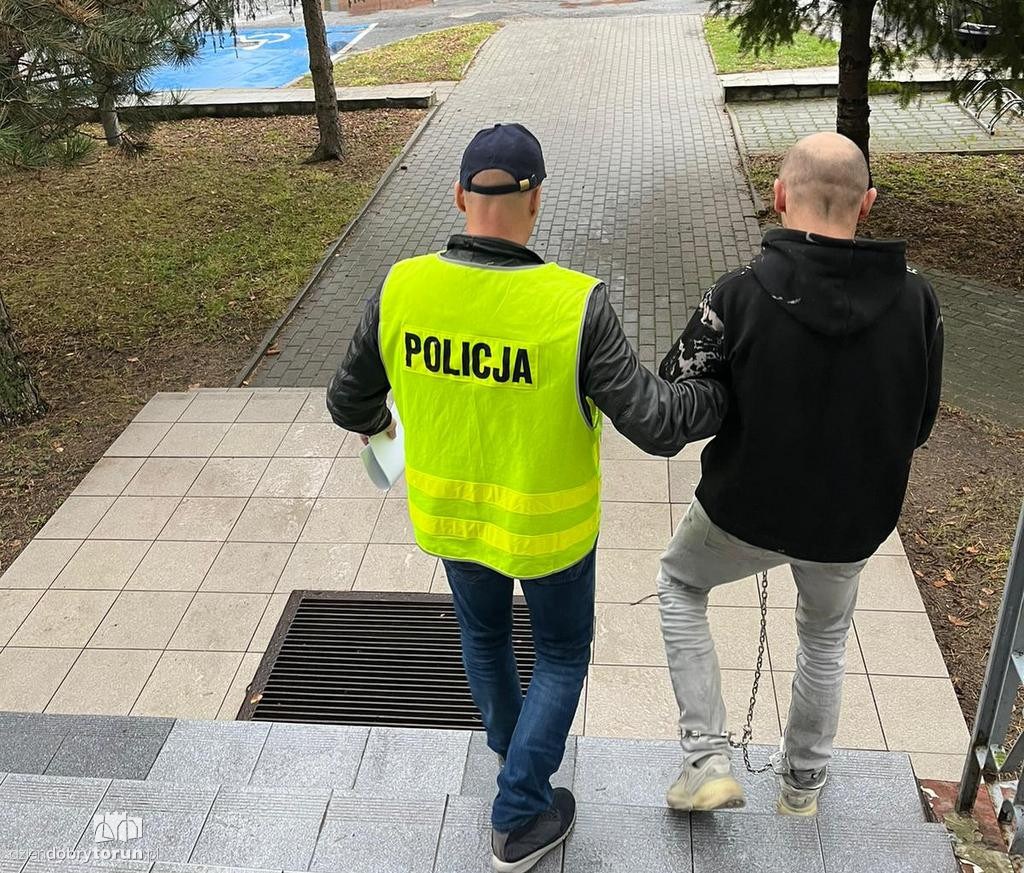 Mężczyźni okradli cukiernię