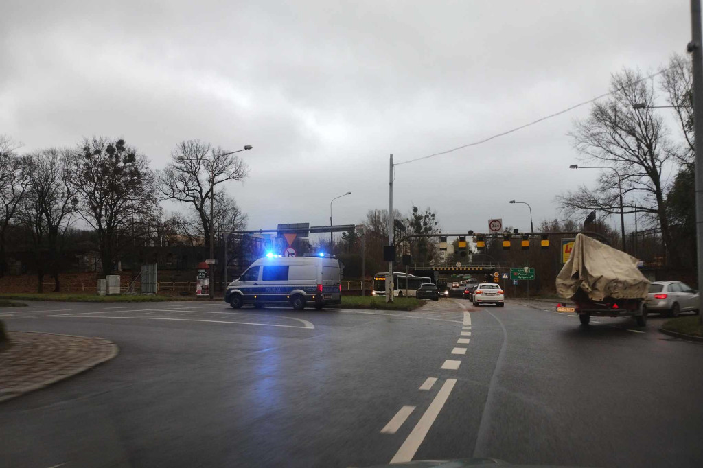 Wypadek w okolicach mostu