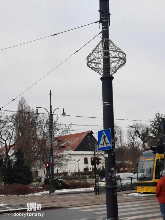 Pierwsze świąteczne ozdoby w mieście