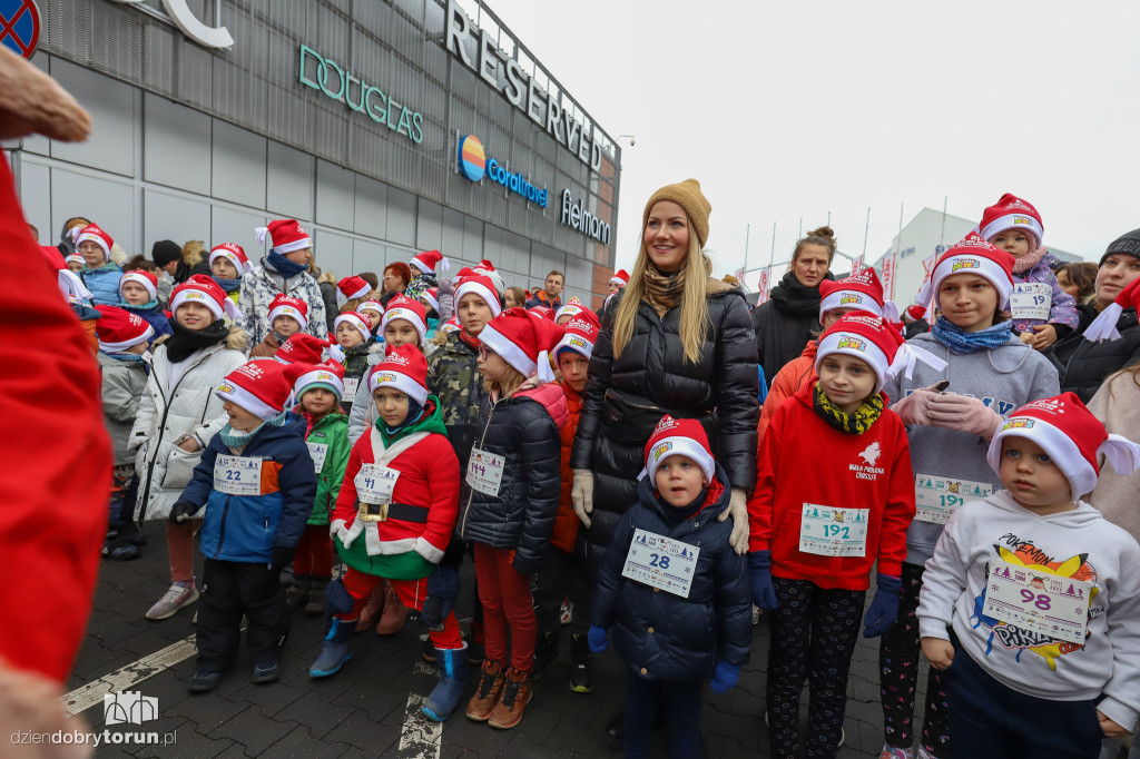 Festiwal Biegów Świętych Mikołajów dla dzieci