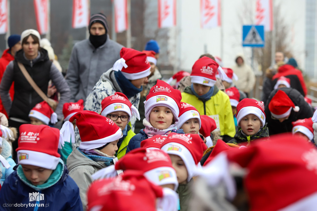 Festiwal Biegów Świętych Mikołajów dla dzieci