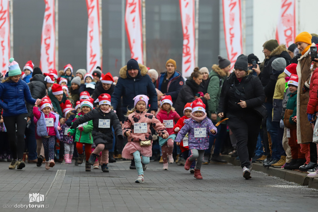 Festiwal Biegów Świętych Mikołajów dla dzieci