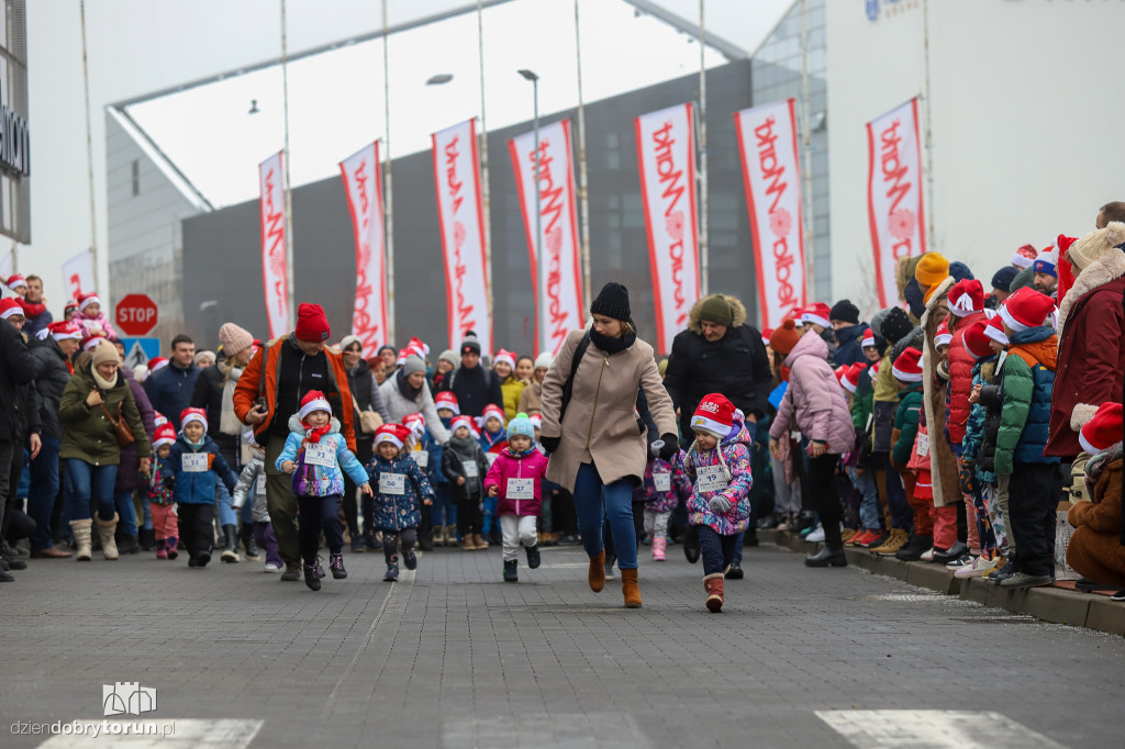 Festiwal Biegów Świętych Mikołajów dla dzieci