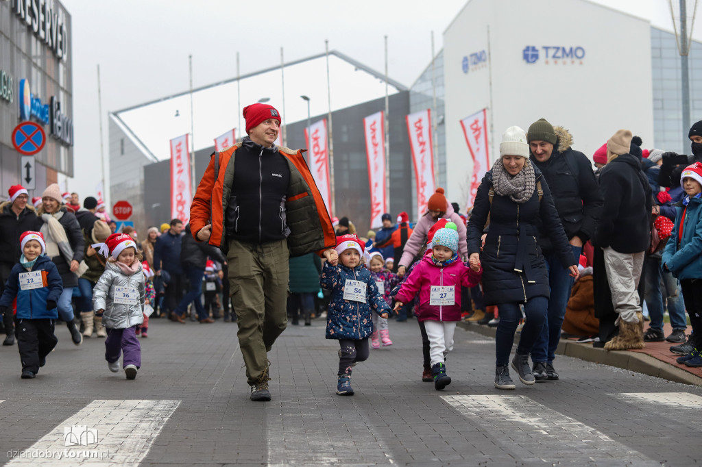 Festiwal Biegów Świętych Mikołajów dla dzieci