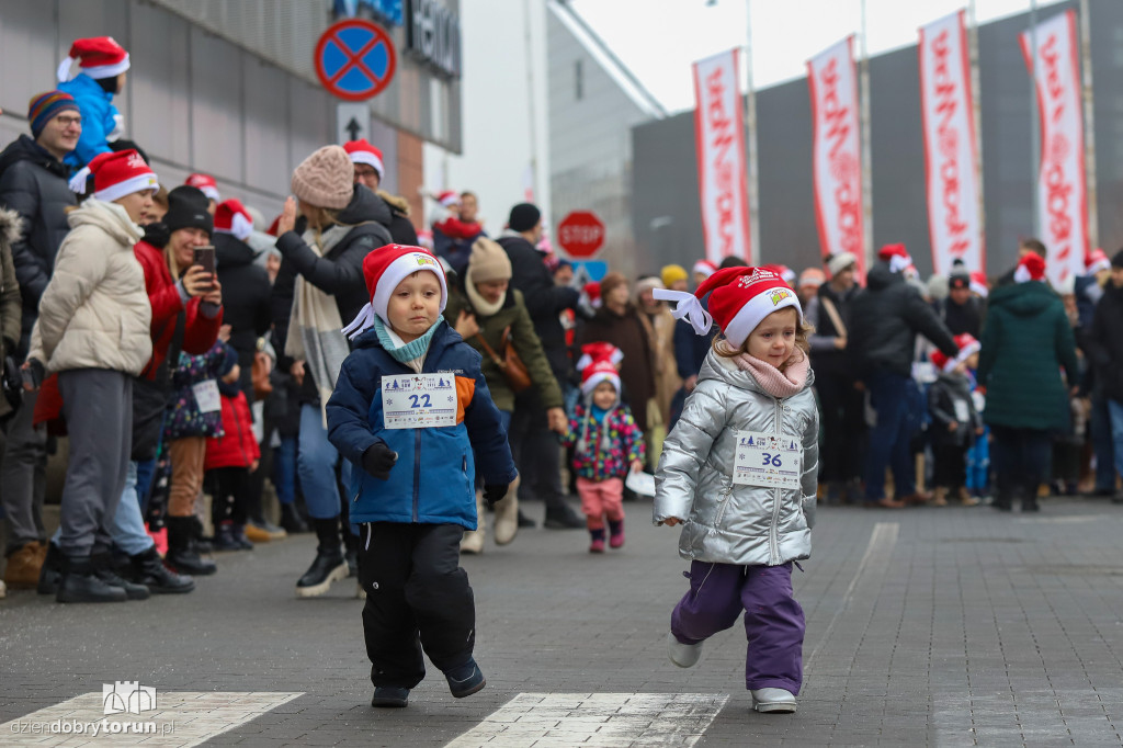 Festiwal Biegów Świętych Mikołajów dla dzieci