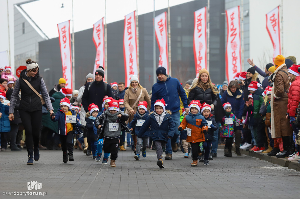 Festiwal Biegów Świętych Mikołajów dla dzieci