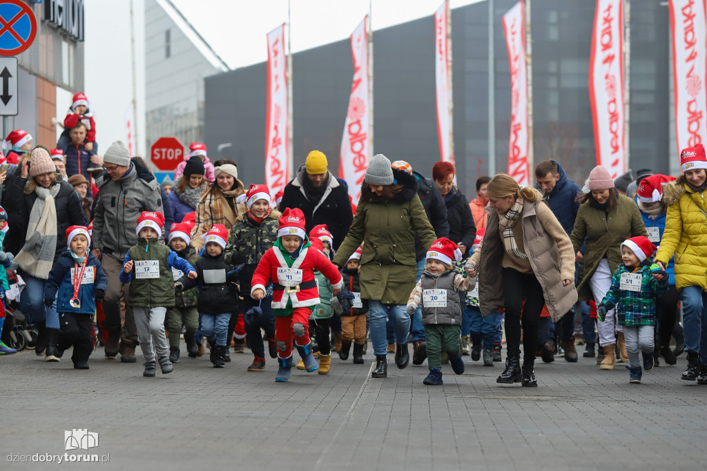 Festiwal Biegów Świętych Mikołajów dla dzieci