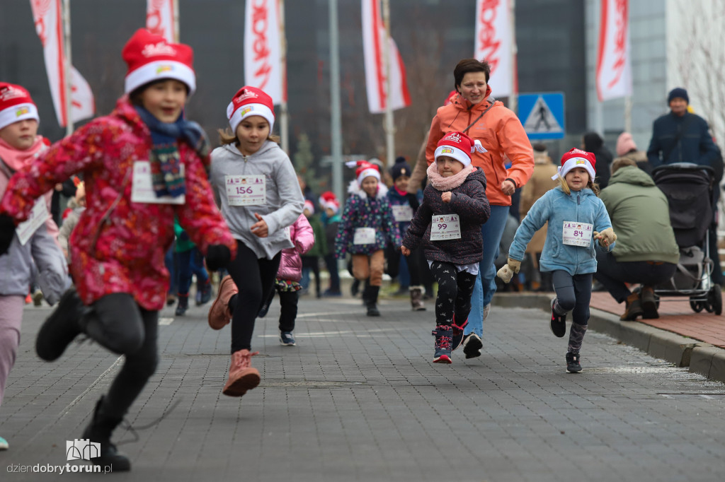 Festiwal Biegów Świętych Mikołajów dla dzieci