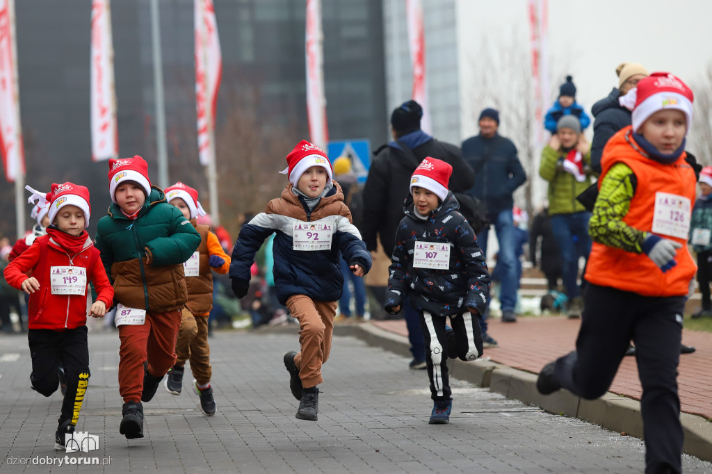 Festiwal Biegów Świętych Mikołajów dla dzieci