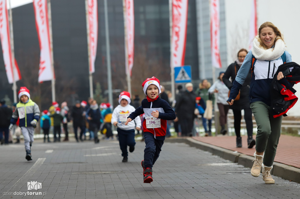 Festiwal Biegów Świętych Mikołajów dla dzieci