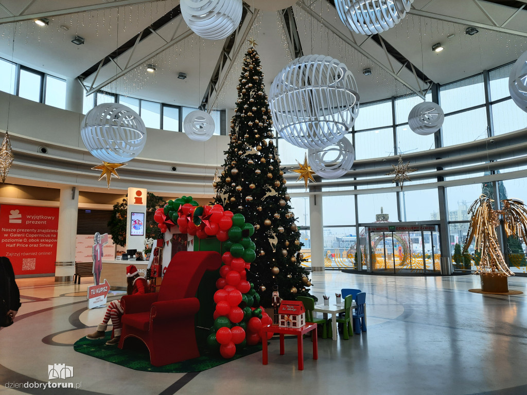 Świąteczne ozdoby w Galerii Copernicus