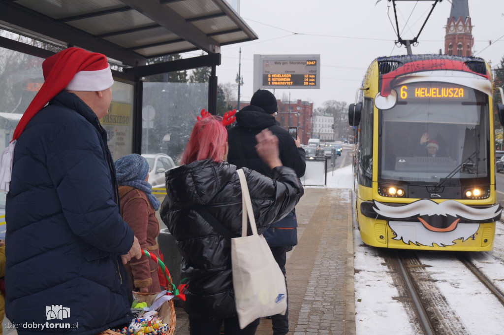 Świąteczny tramwaj wyruszył