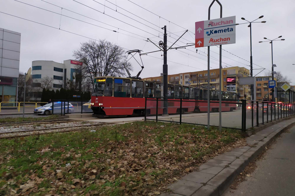 Zderzenie tramwaju z karetką