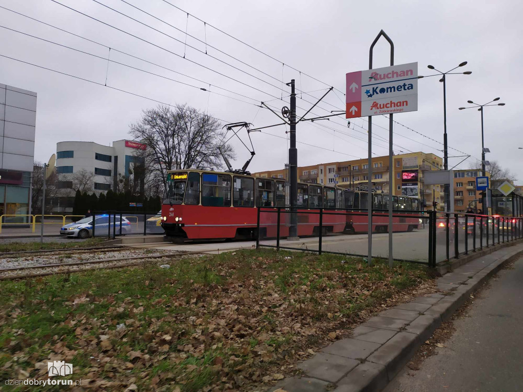 Zderzenie tramwaju z karetką