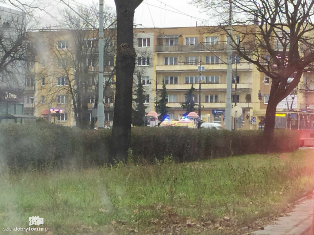 Zderzenie tramwaju z karetką