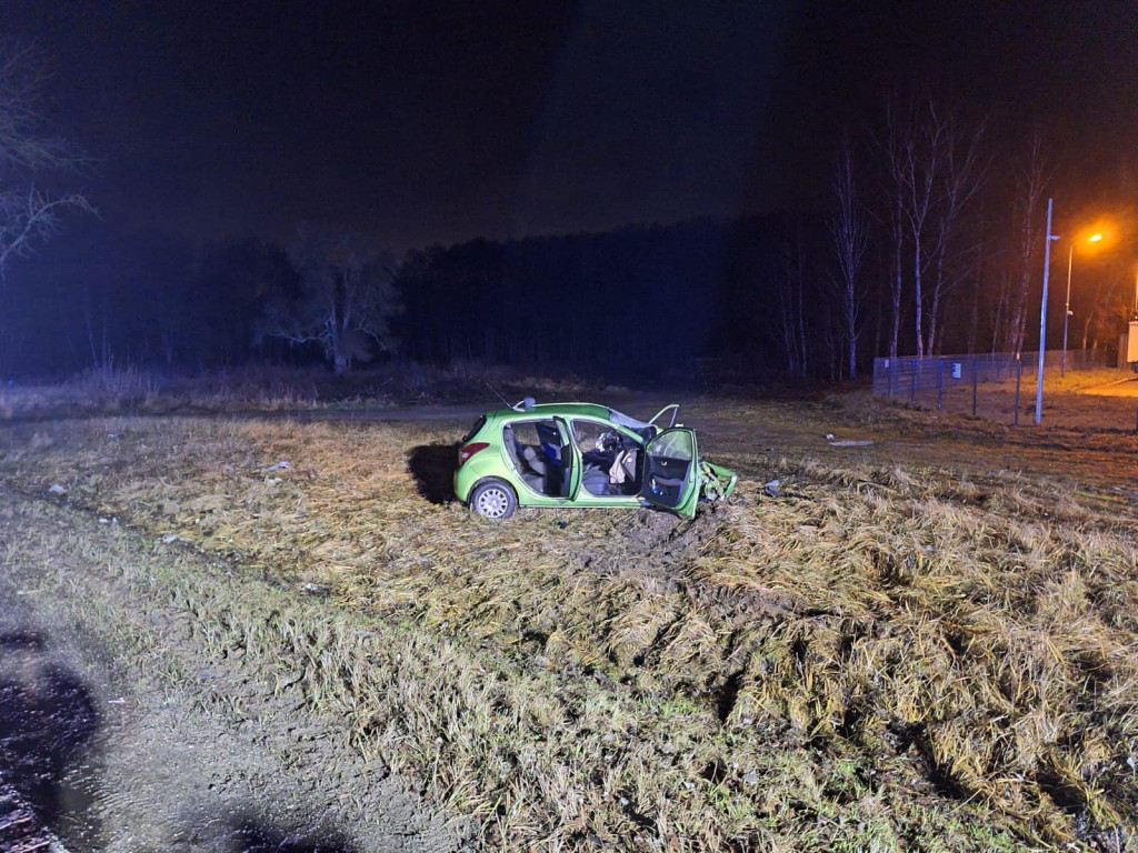 Zderzenie trzech samochodów na DK10