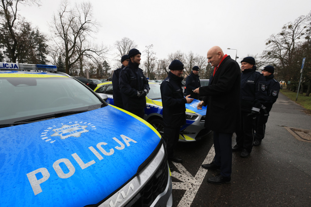 Nowe radiowozy toruńskiej policji