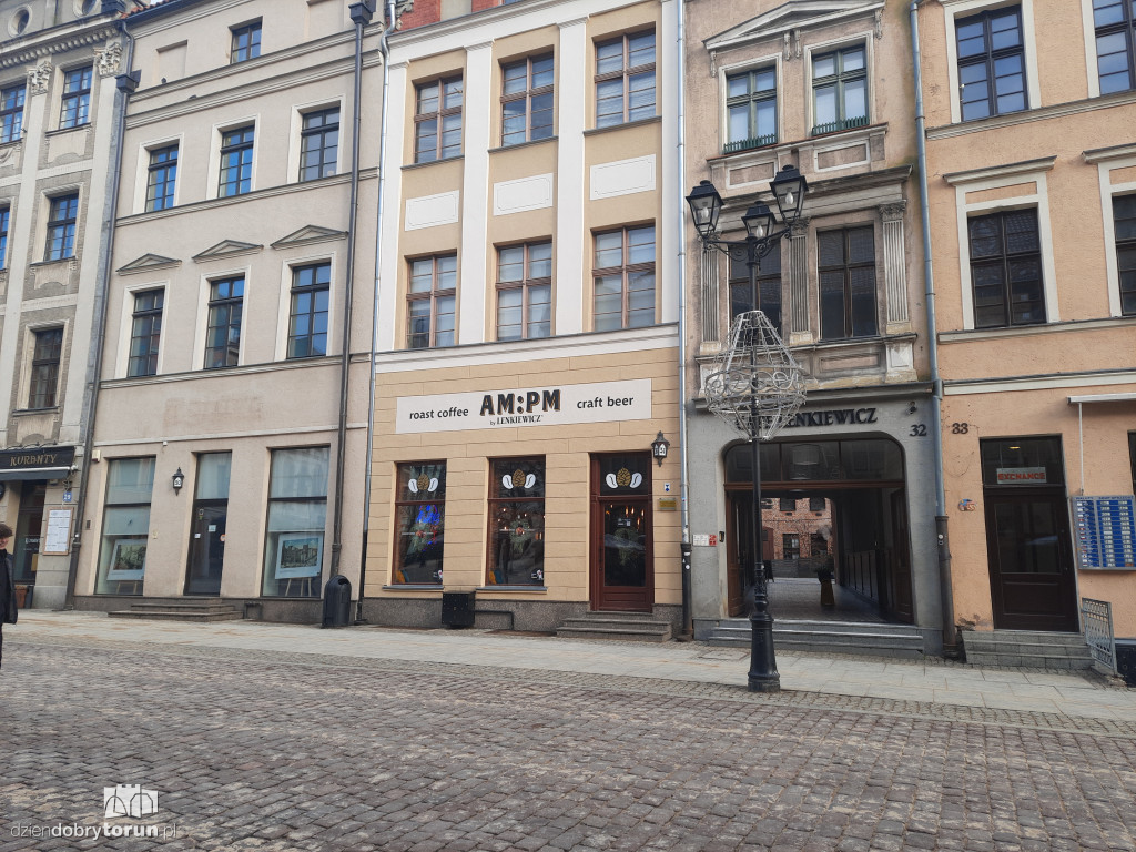 W tej kamienicy ma powstać Starbucks