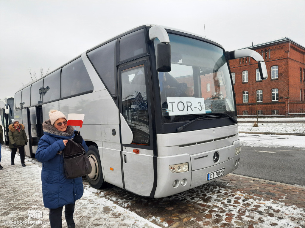 Torunianie jadą protestować do Warszawy