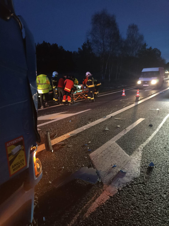 Ten wypadek zablokował krajową 10