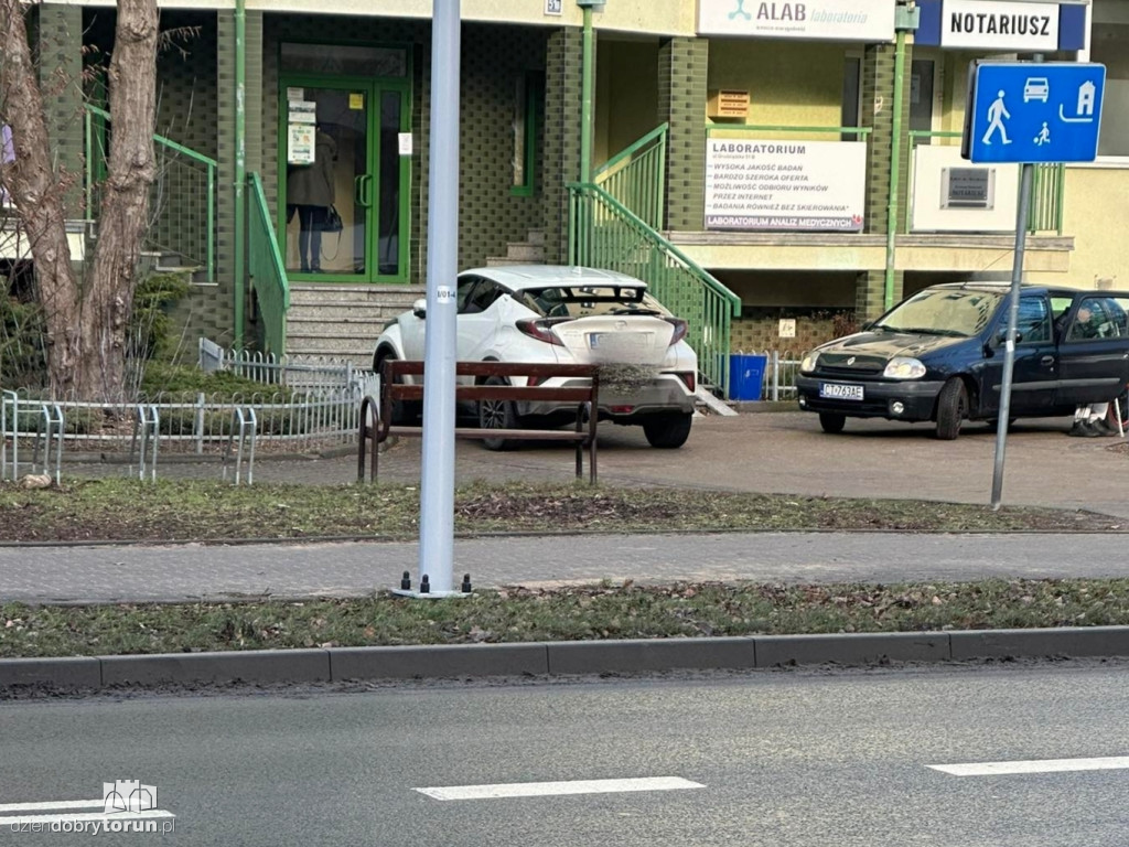 Tak parkuje się w Toruniu