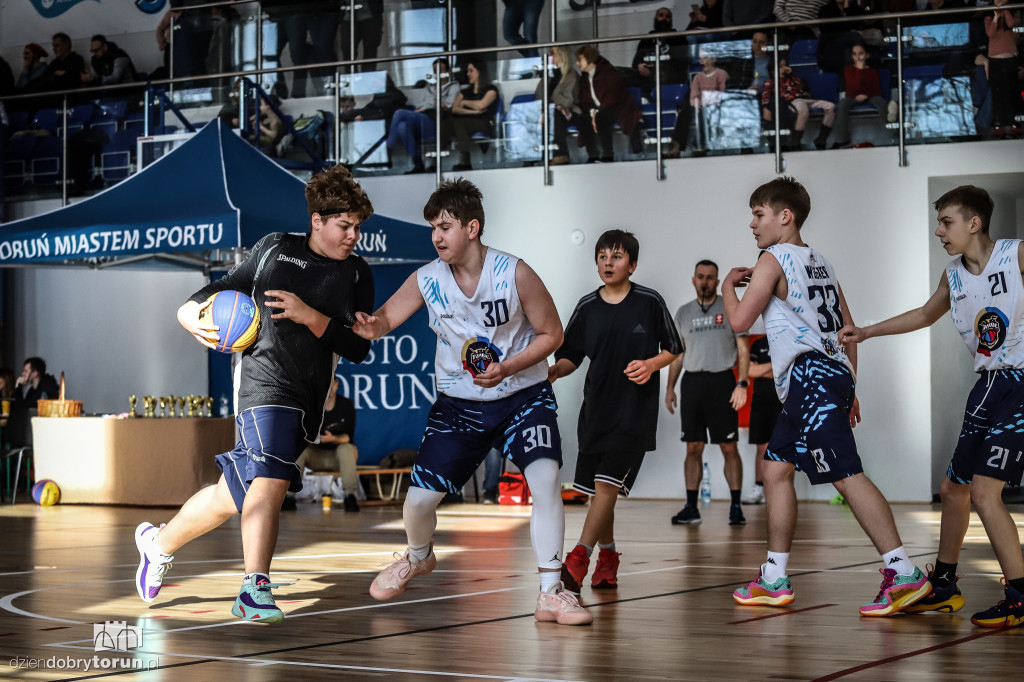 Ferie z basketem w Toruniu