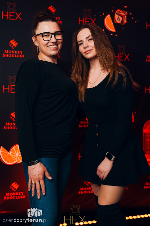 Sobotnia impreza w klubie Hex w Toruniu