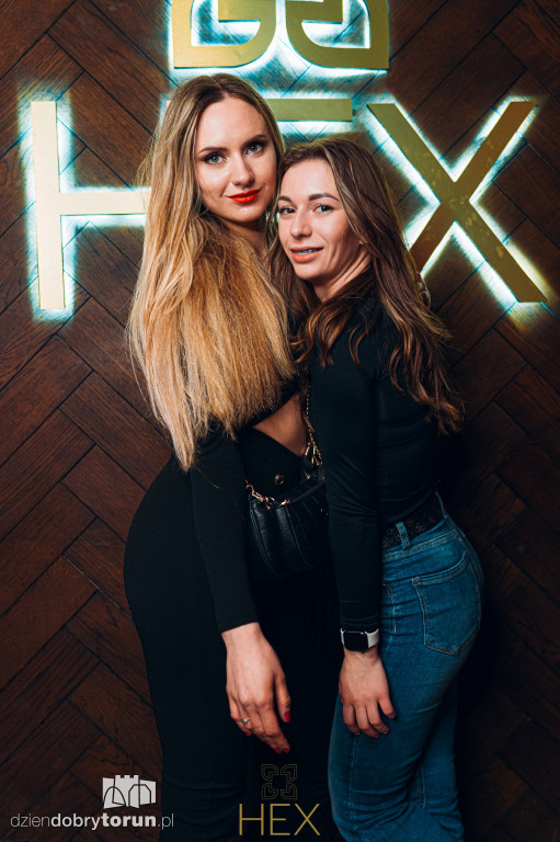 Sobotnia impreza w klubie Hex w Toruniu
