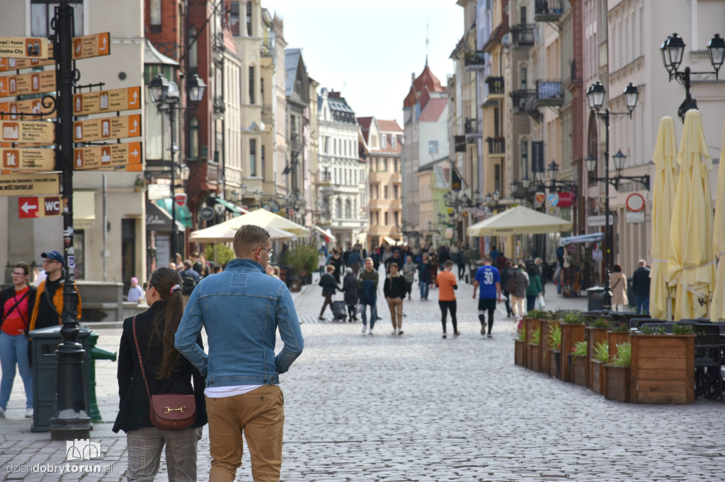 Ulica Szeroka w obiektywie DD Toruń