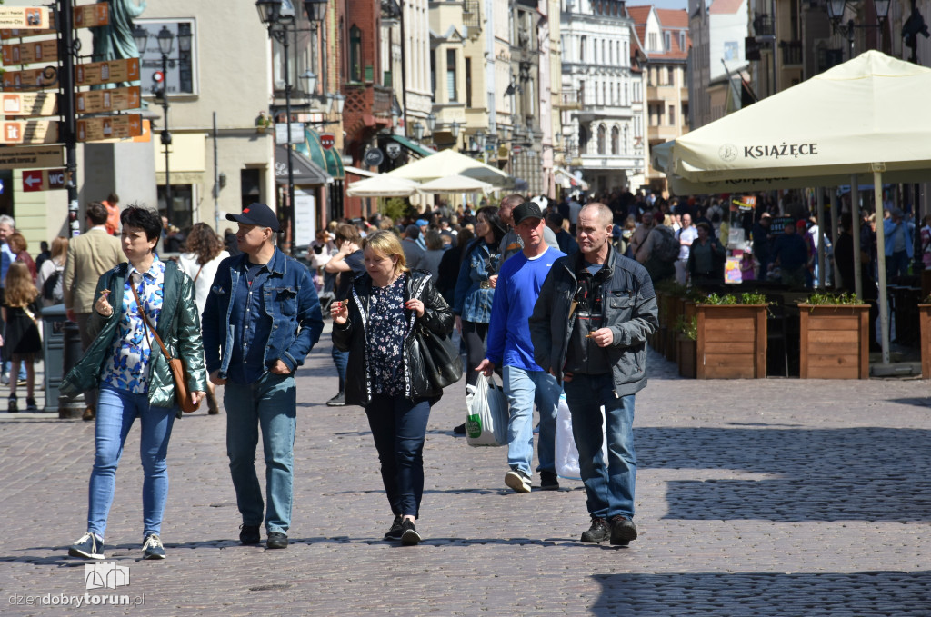 Ulica Szeroka w obiektywie DD Toruń