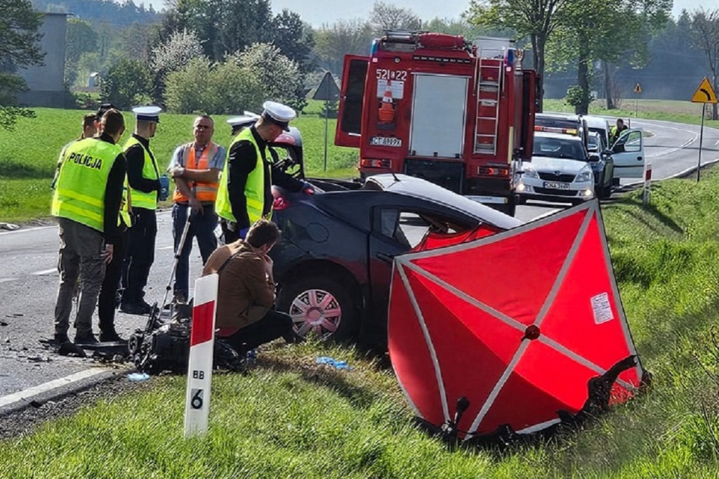 Tragiczny wypadek. Nie żyją dwie osoby