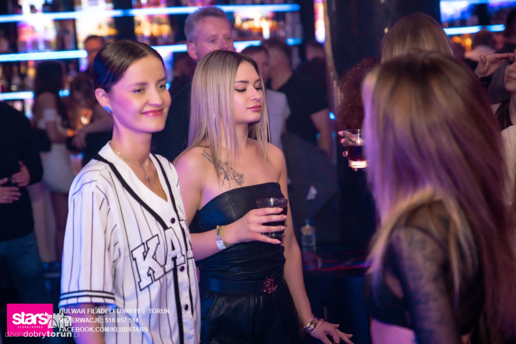 Sobotnia impreza w klubie Stars