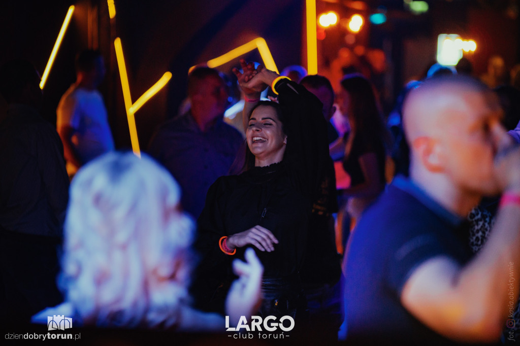 Sobotnia impreza w klubie Largo