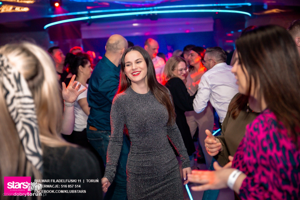 Sobotnia impreza w klubie Stars