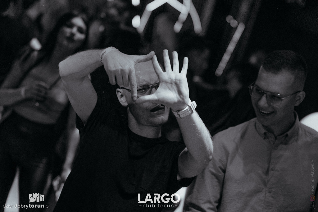Sobotnia impreza w klubie Largo