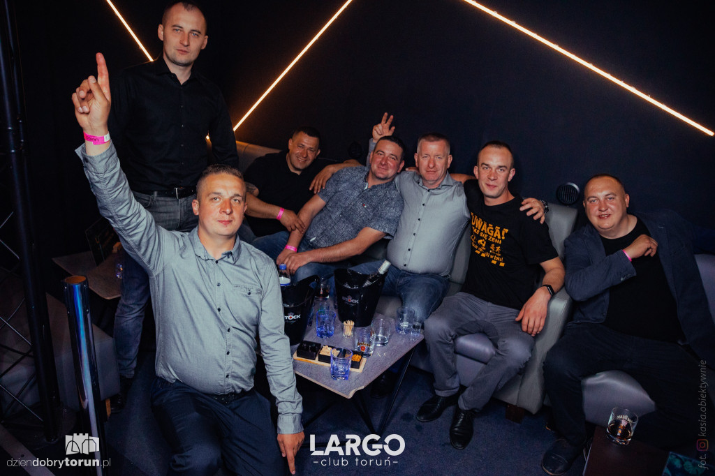 Sobotnia impreza w klubie Largo