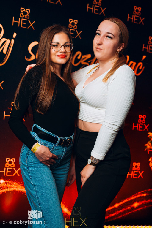 Sobotnia impreza w klubie Hex
