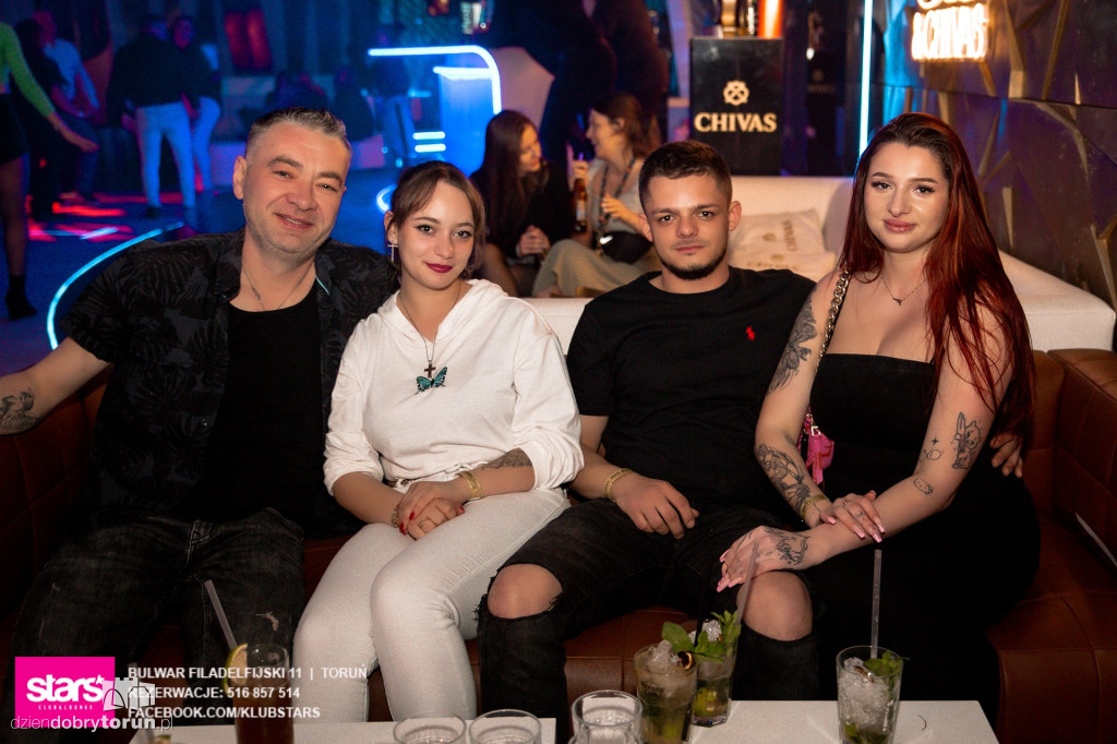 Sobotnia impreza w klubie Stars