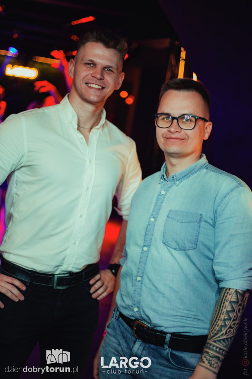Sobotnia impreza w klubie Largo