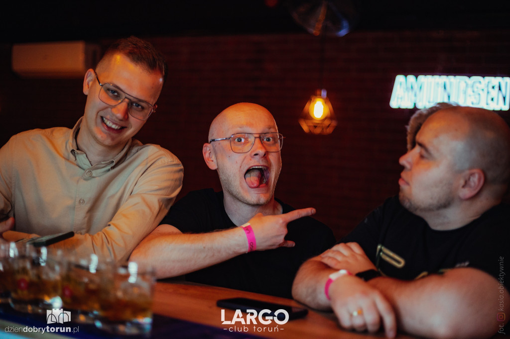 Sobotnia impreza w klubie Largo