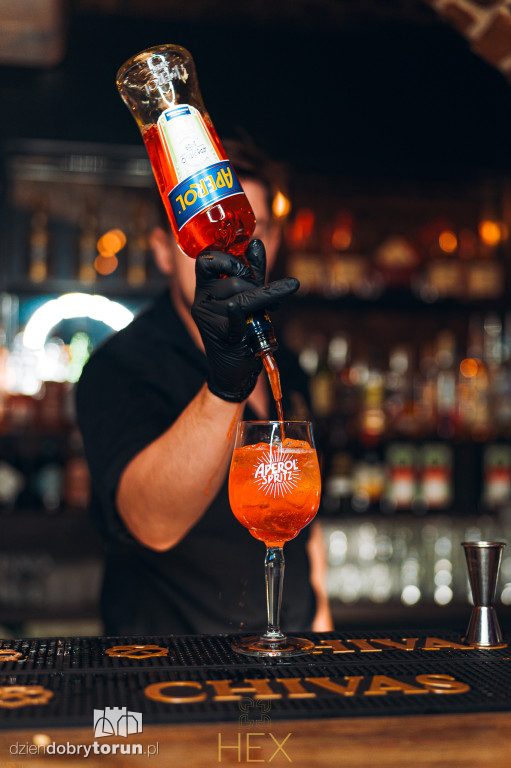 Sobotnia impreza w klubie Hex