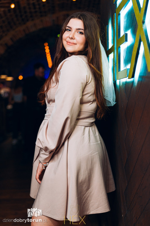 Sobotnia impreza w klubie Hex