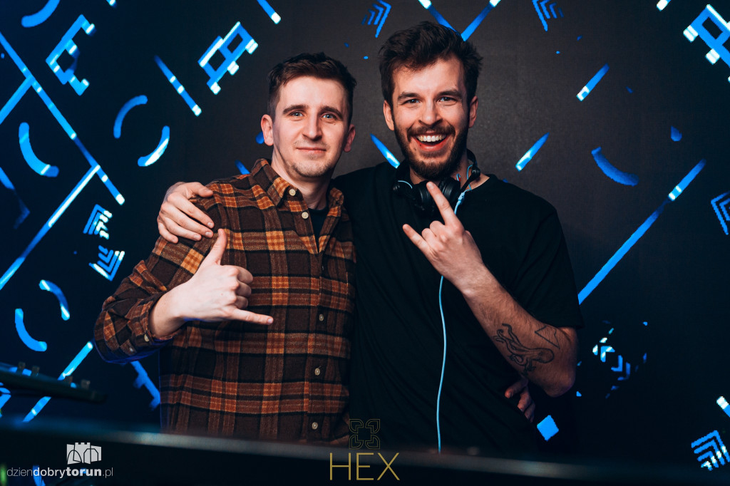 Sobotnia impreza w klubie Hex